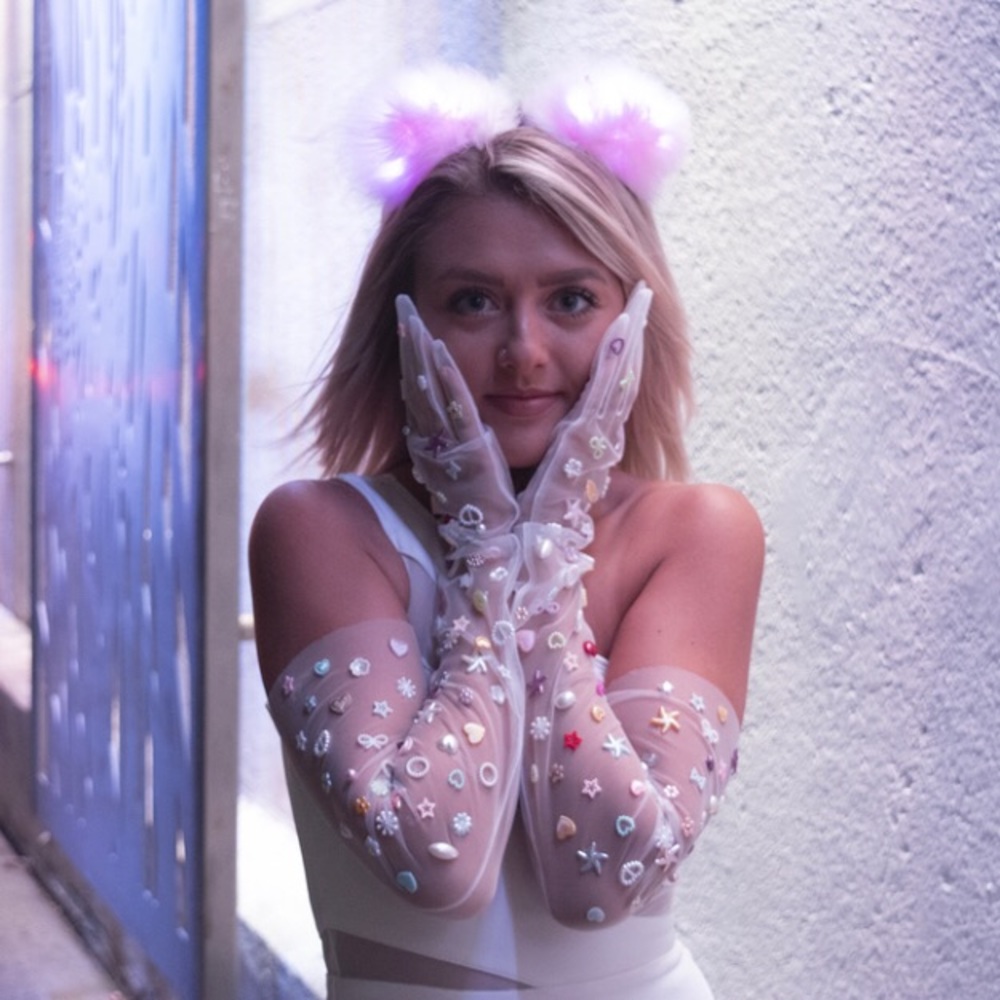 FLOWERCHILD REVOLUTION PRINCESS MESHIE GLOVES